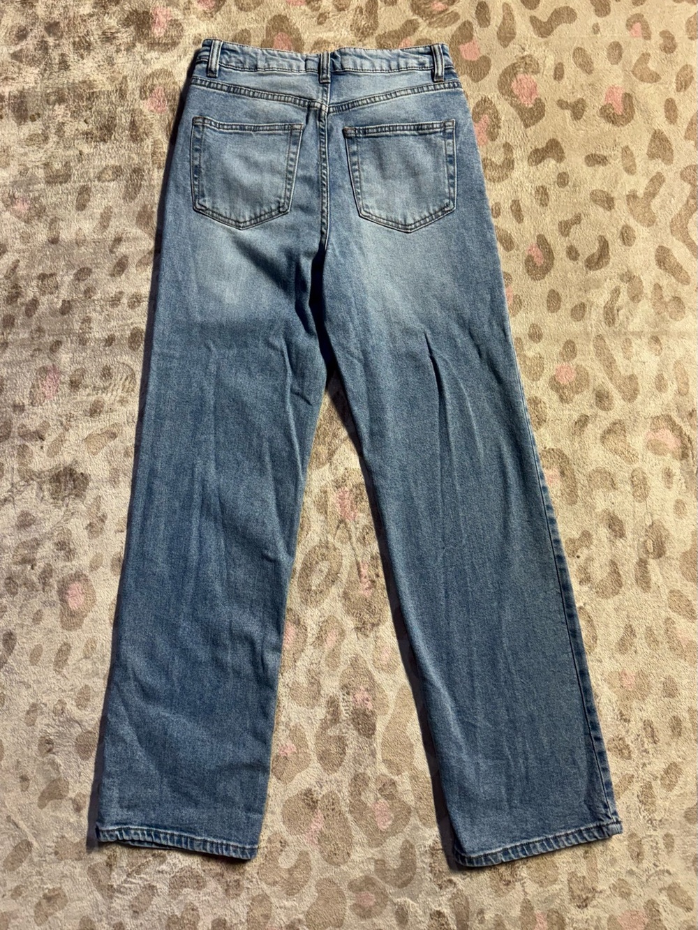 Oat New York Straight Leg Jeans in Medium Blue Wash - Picture 3 of 3